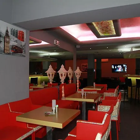 酒店 Diana Art Boutique 3*