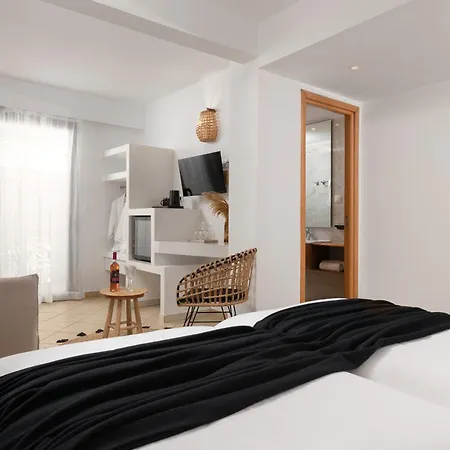 Diana Art Boutique Hotel 3*