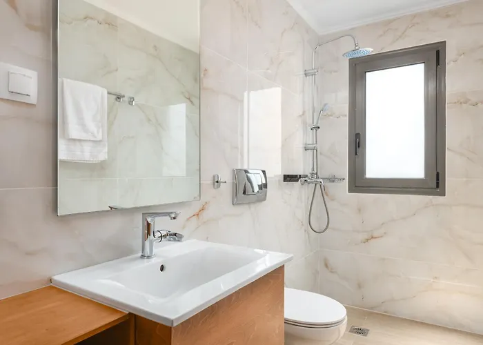 Diana Art Boutique Hotel 3*