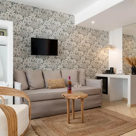 Diana Art Boutique מלון 3*