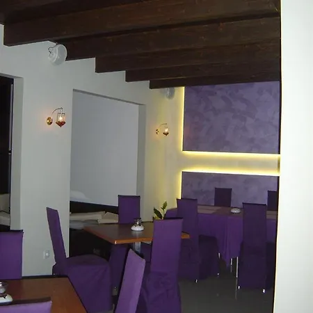 Diana Art Boutique Hotell 3*